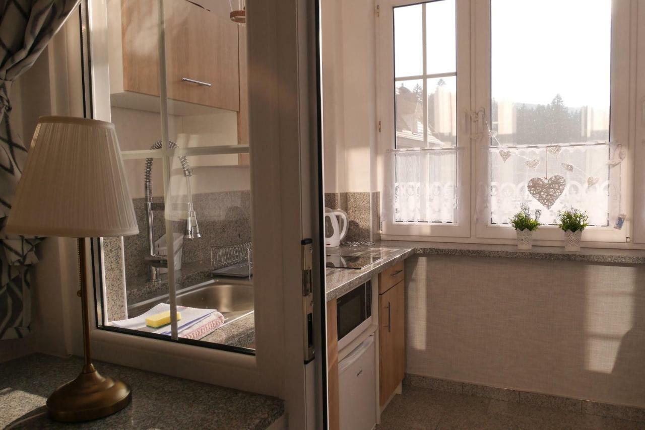 Apartamenty Pod Jedynka - Jednosci Narodowej 3/1 シクラルスカ・ポレンバ エクステリア 写真